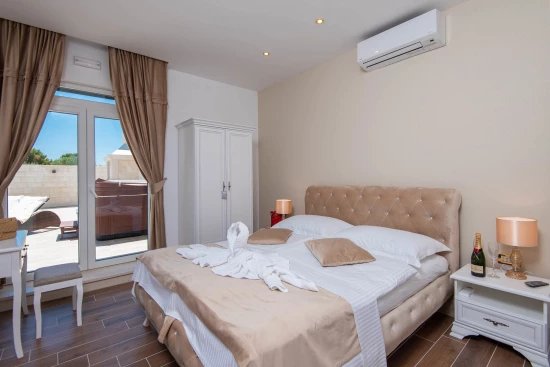 Vila Jižní Dalmácie - Orebić DA 8588 N1