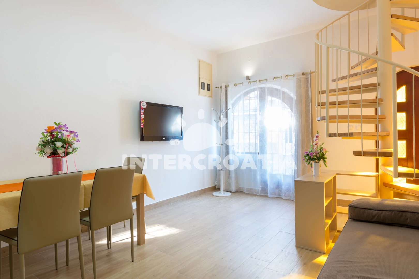 Apartmán Střední Dalmácie - Kaštela DA 8590 N1