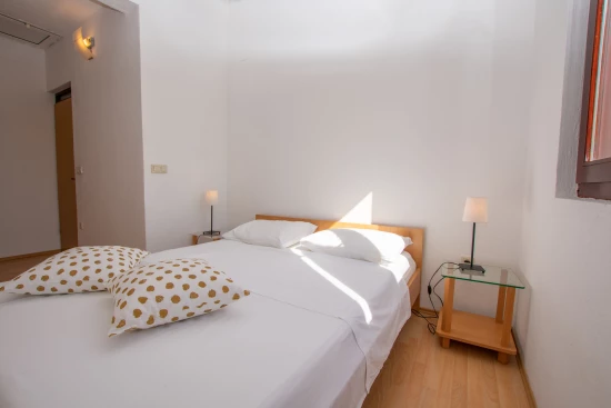 Apartmán Severní Dalmácie - Pakoštane DA 8600 N2