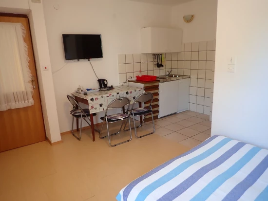 Apartmán Severní Dalmácie - Starigrad Paklenica DA 8621 N1