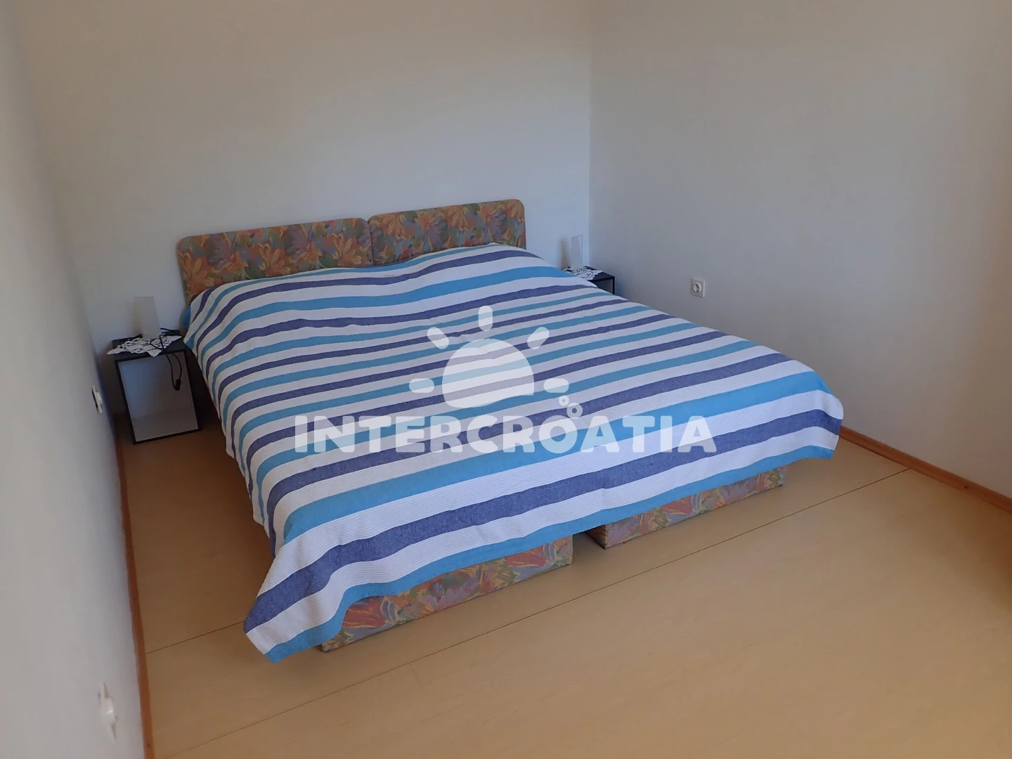 Apartmán Severní Dalmácie - Starigrad Paklenica DA 8621 N1