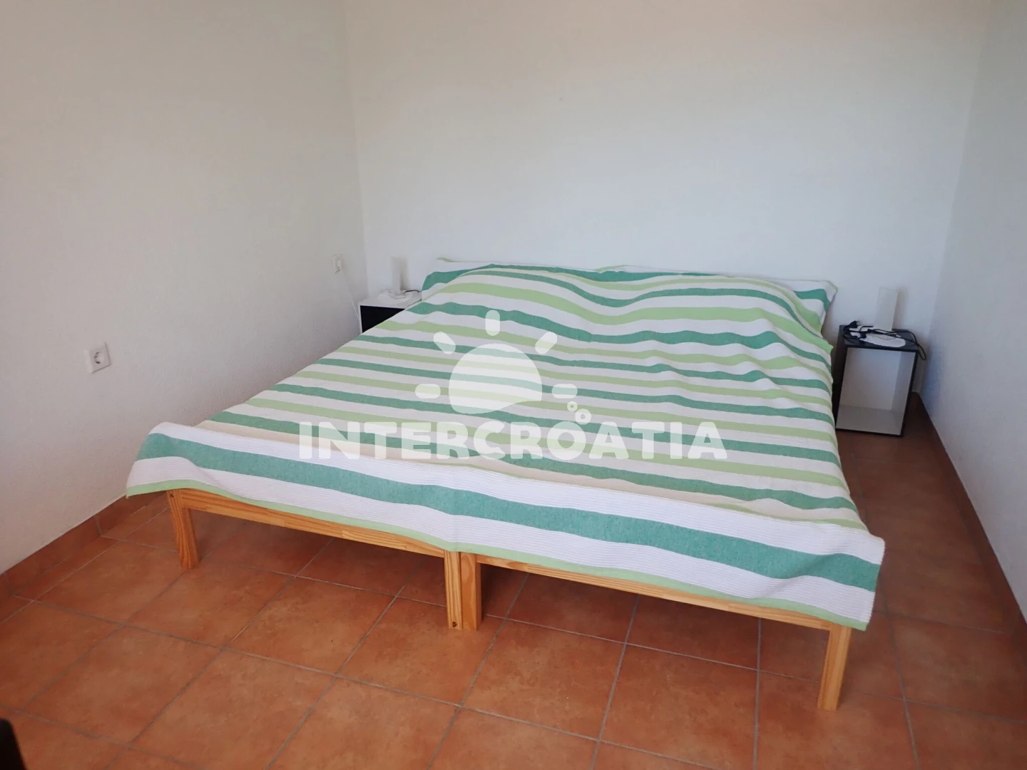 Apartmán Severní Dalmácie - Starigrad Paklenica DA 8621 N2