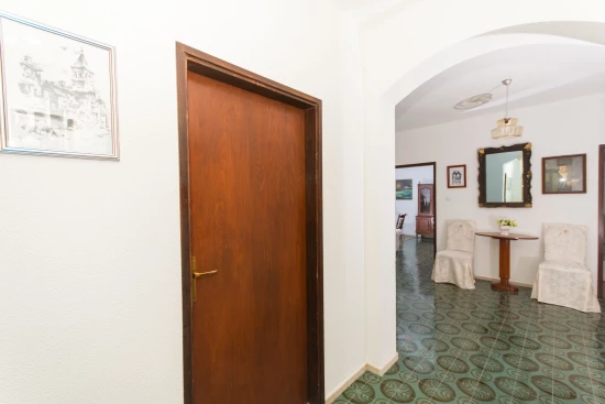 Apartmán Střední Dalmácie - Seget Donji DA 8630 N1