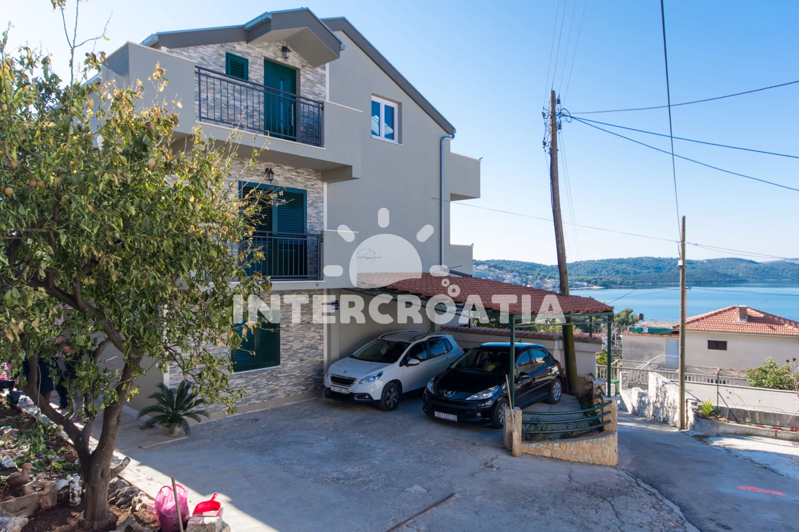 Apartmán Střední Dalmácie - Okrug Gornji DA 8635 N2