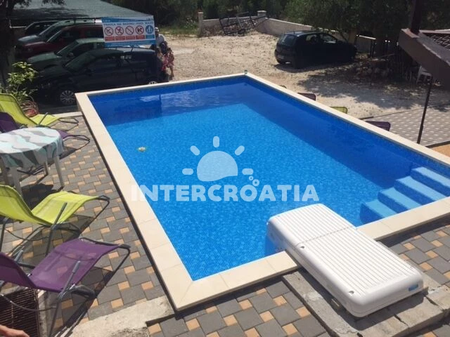 Apartmán Střední Dalmácie - Okrug Gornji DA 8636 N3