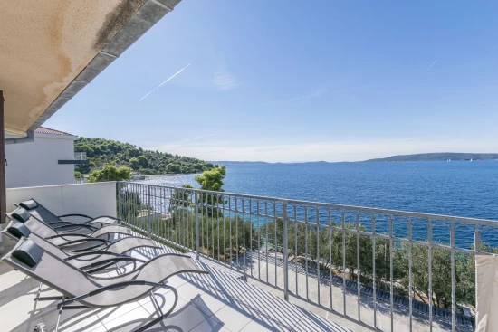 Apartmán Střední Dalmácie - Okrug Donji DA 8649 N1