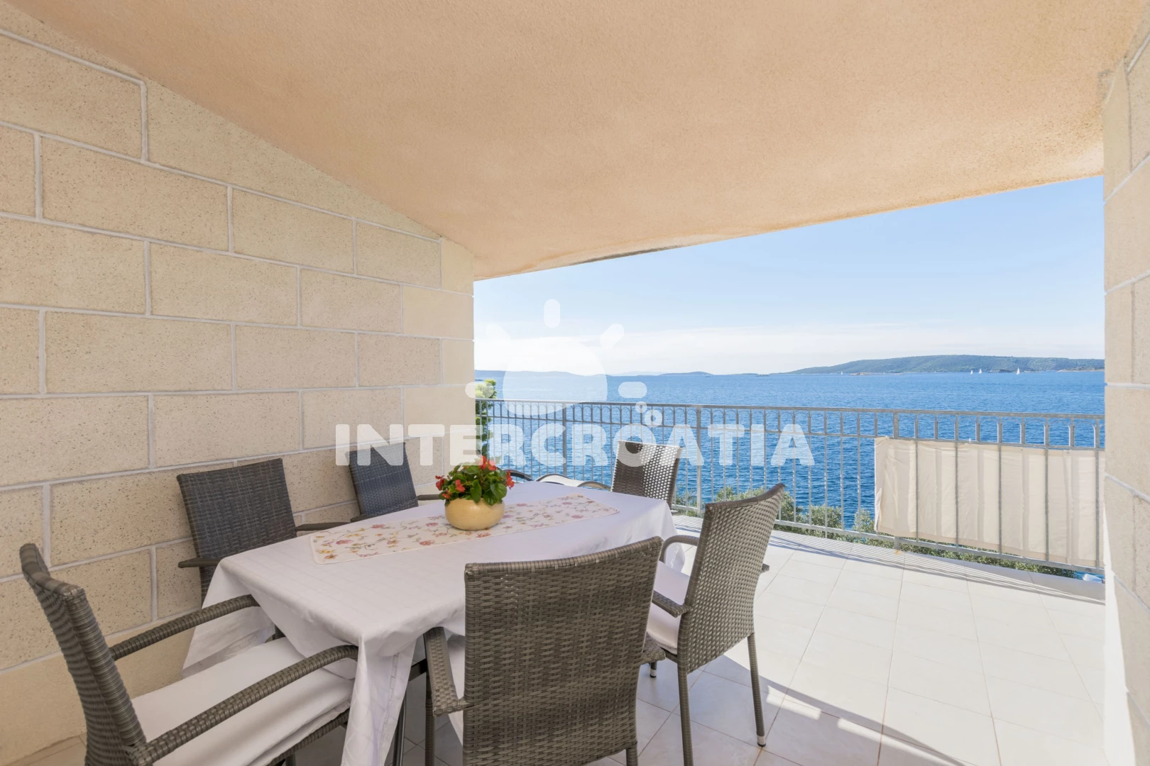 Apartmán Střední Dalmácie - Okrug Donji DA 8649 N1