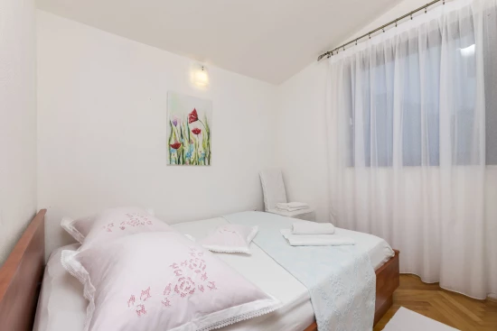 Apartmán Střední Dalmácie - Okrug Donji DA 8649 N1