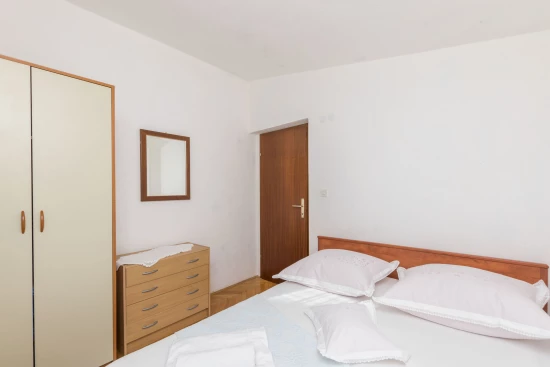 Apartmán Střední Dalmácie - Okrug Donji DA 8649 N1