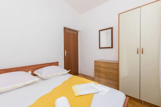 Apartmán Střední Dalmácie - Okrug Donji DA 8649 N1
