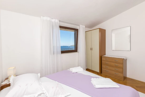 Apartmán Střední Dalmácie - Okrug Donji DA 8649 N1