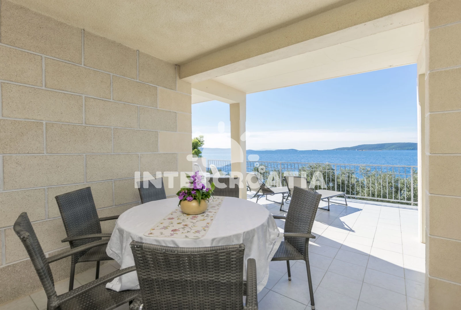 Apartmán Střední Dalmácie - Okrug Donji DA 8649 N2