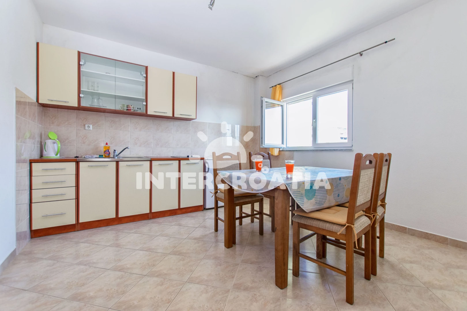 Apartmán Střední Dalmácie - Podstrana DA 8654 N2