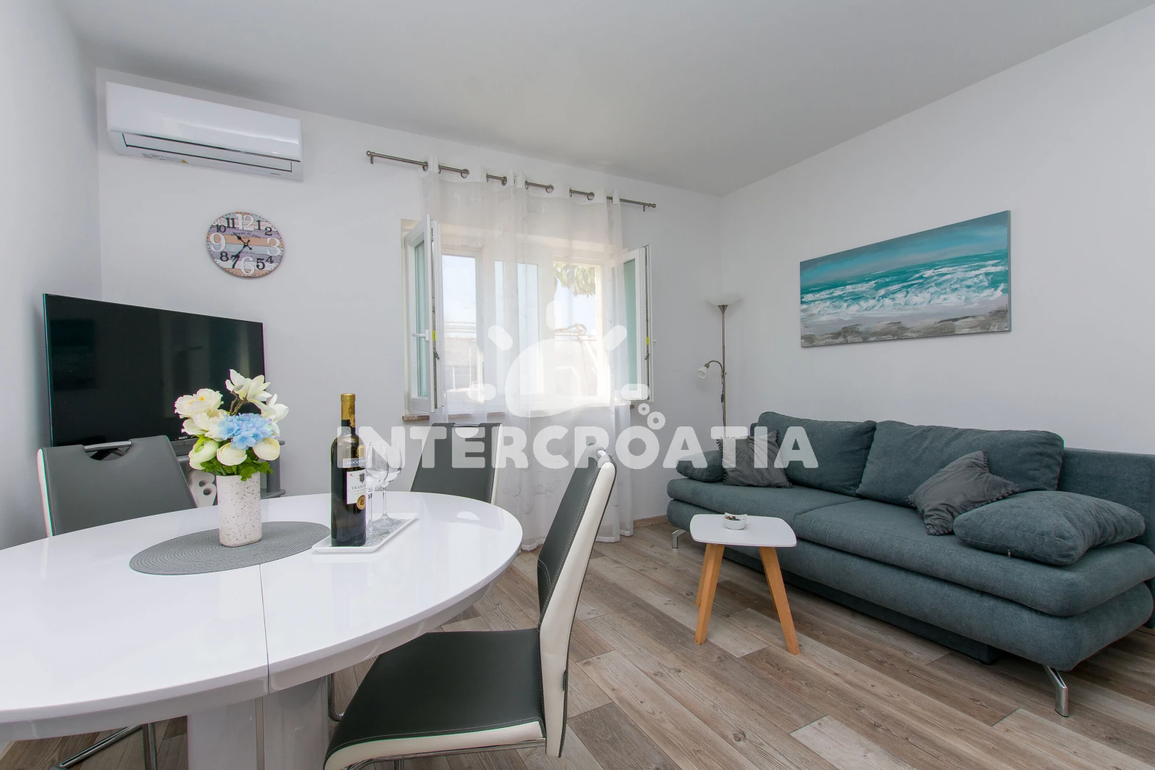 Apartmán Střední Dalmácie - Dugi Rat DA 8660 N1