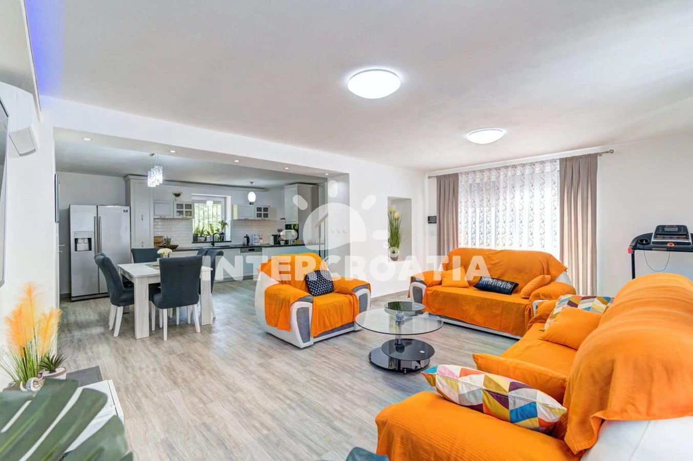 Vila Kvarner - Tribalj (Crikvenica) KV 7668 N1