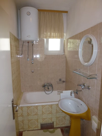 Apartmán Střední Dalmácie - Staniči DA 8664 N1