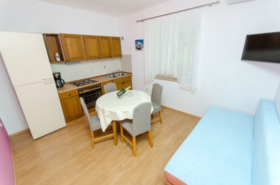 Apartmán Střední Dalmácie - Baška Voda DA 8665 N1