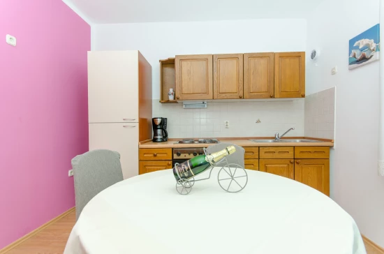 Apartmán Střední Dalmácie - Baška Voda DA 8665 N1