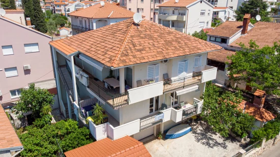 Apartmán Střední Dalmácie - Okrug Gornji DA 8666 N1