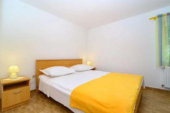 Apartmán Střední Dalmácie - Okrug Gornji DA 8666 N1