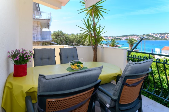 Apartmán Střední Dalmácie - Okrug Gornji DA 8666 N2