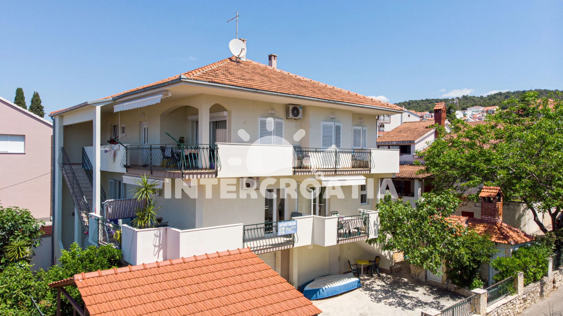 Apartmán Střední Dalmácie - Okrug Gornji DA 8666 N3