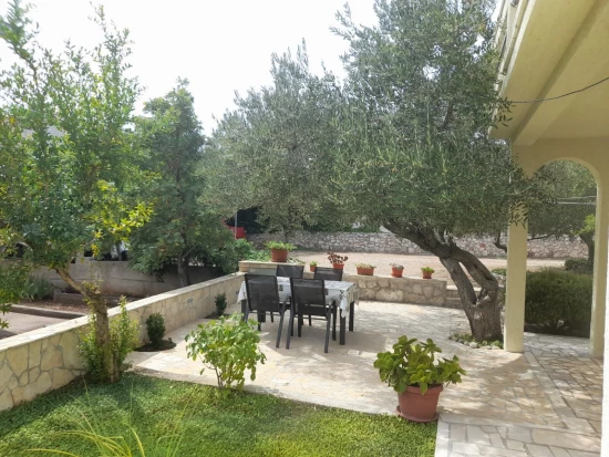 Apartmán Střední Dalmácie - Sevid DA 8668 N2