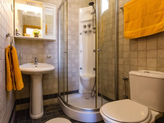 Apartmán Černá Hora - Utjeha CH 7063 N2