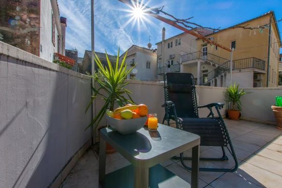 Apartmán Střední Dalmácie - Omiš DA 8692 N1