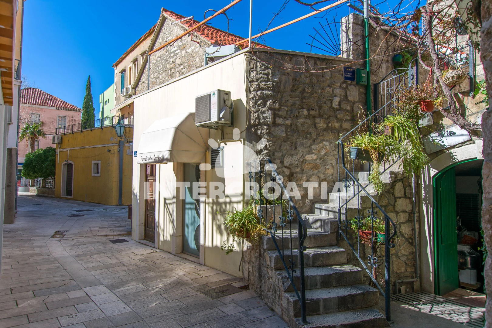 Apartmán Střední Dalmácie - Omiš DA 8692 N1