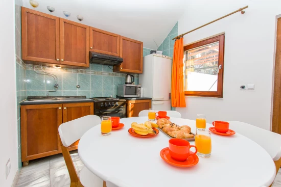 Apartmán Střední Dalmácie - Omiš DA 8692 N1