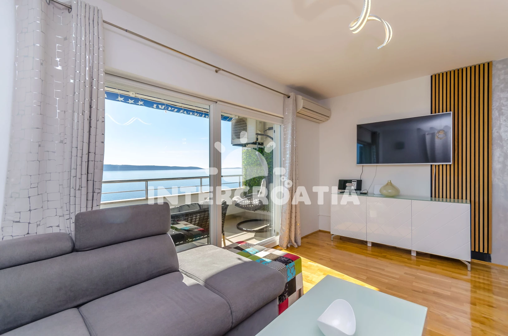 Apartmán Střední Dalmácie - Okrug Gornji DA 8695 N1