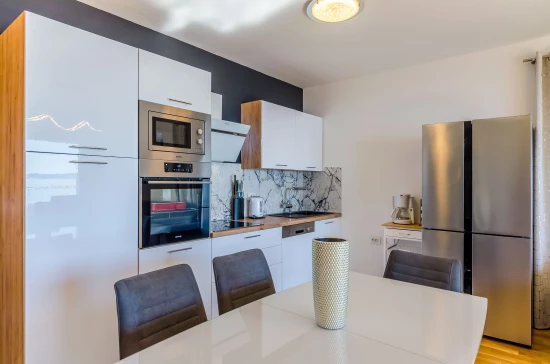 Apartmán Střední Dalmácie - Okrug Gornji DA 8695 N1