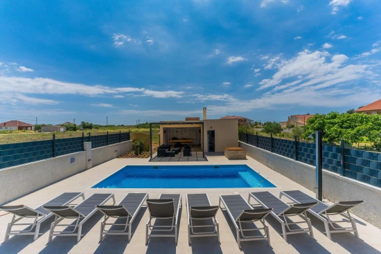 Vila Severní Dalmácie - Privlaka DA 8698 N1