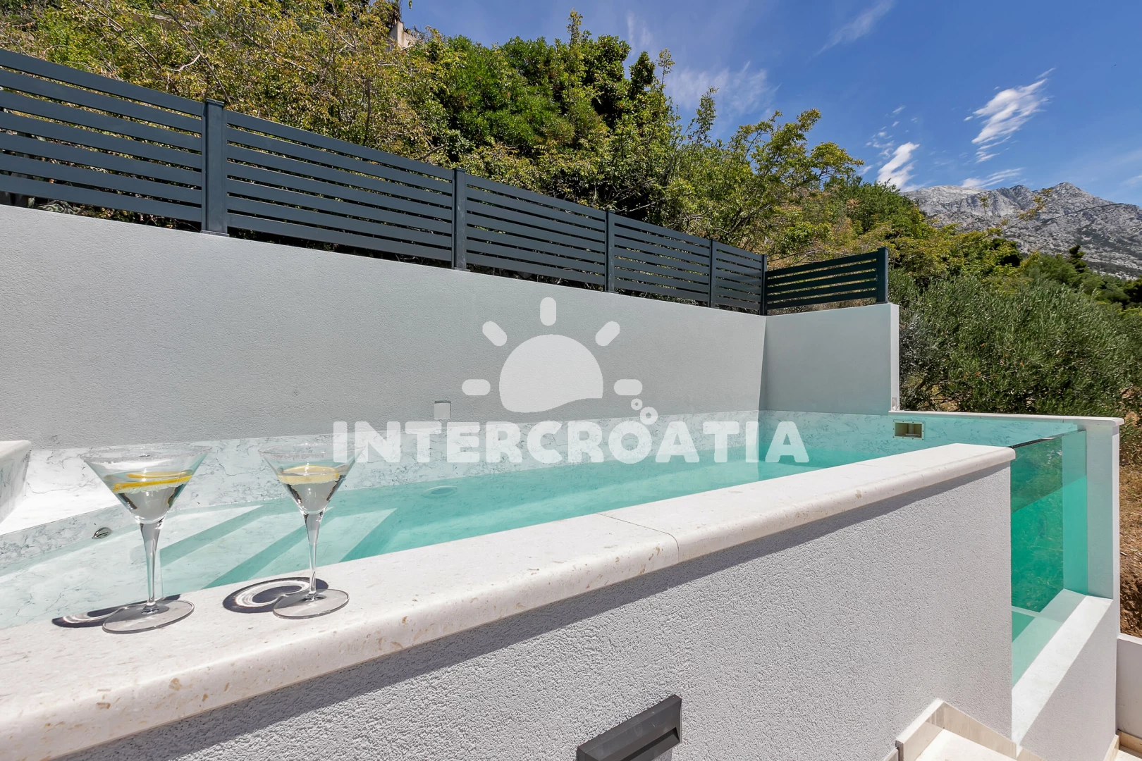 Vila Střední Dalmácie - Brela DA 8703 N1