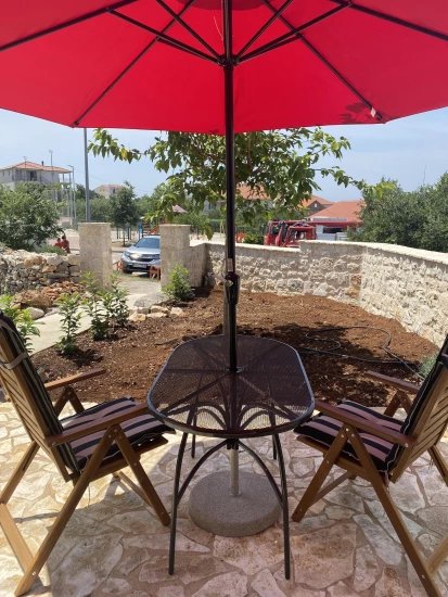 Domek Střední Dalmácie - Okrug Gornji DA 8709 N1