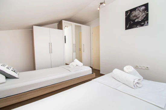 Apartmán Severní Dalmácie - Vodice DA 8730 N2