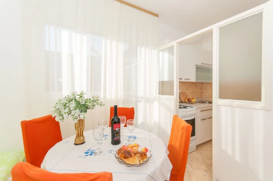 Apartmán Střední Dalmácie - Omiš DA 8742 N2