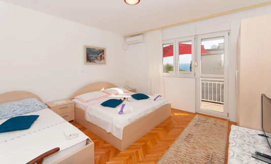 Apartmán Střední Dalmácie - Omiš DA 8742 N2