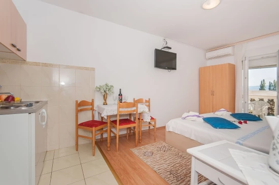 Apartmán Střední Dalmácie - Omiš DA 8742 N3