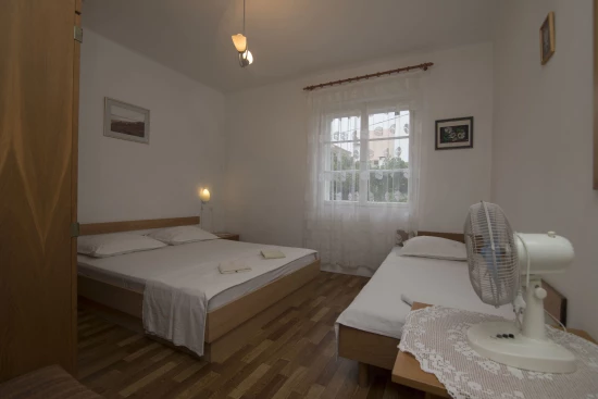 Apartmánový pokoj Ostrov Hvar - Sućuraj OS 10498 N4