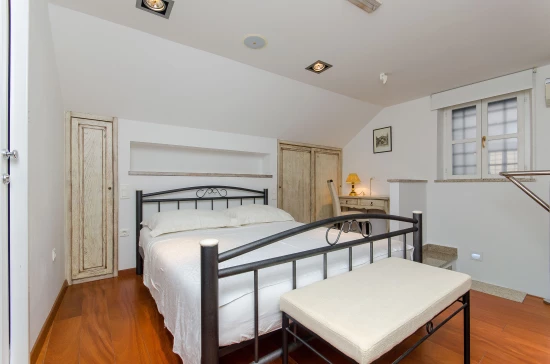 Apartmán Střední Dalmácie - Split DA 8756 N1