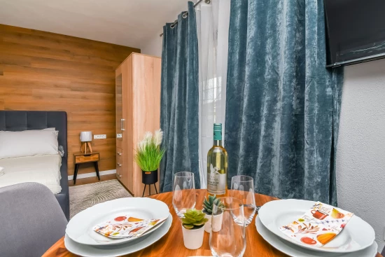 Apartmán Střední Dalmácie - Okrug Gornji DA 8758 N1