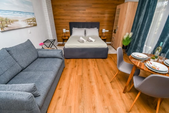 Apartmán Střední Dalmácie - Okrug Gornji DA 8758 N1