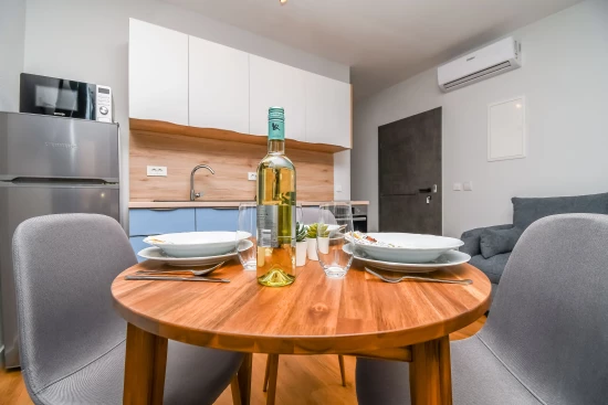 Apartmán Střední Dalmácie - Okrug Gornji DA 8758 N1