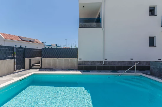 Apartmán Střední Dalmácie - Okrug Gornji DA 8758 N2