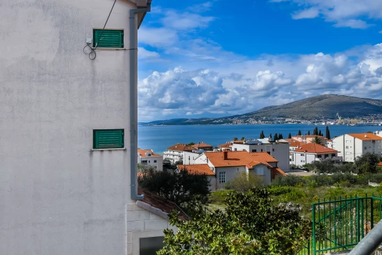 Apartmán Střední Dalmácie - Okrug Gornji DA 8758 N2