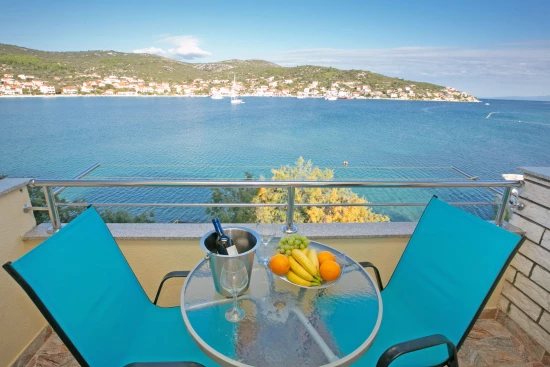 Apartmán Střední Dalmácie - Vinišće DA 8759 N2