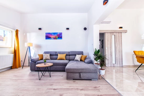 Apartmán Střední Dalmácie - Podstrana DA 8761 N1