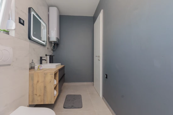 Vila Severní Dalmácie - Vrsi (Nin) DA 8765 N1